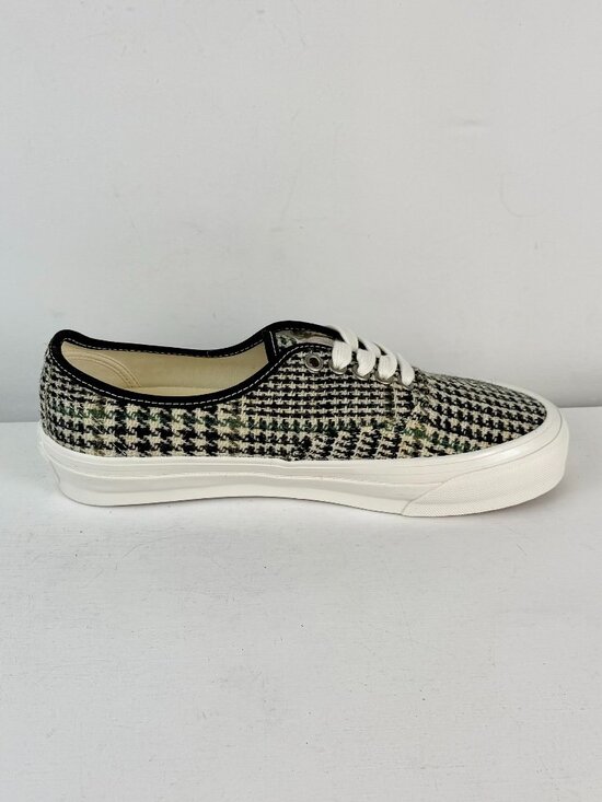 Premium Authentic Harris Tweed® Shoe en Black / White | Vans CA M6.5 W8-VANS Premium Authentic Harris Tweed Sneaker - Black White - 507452